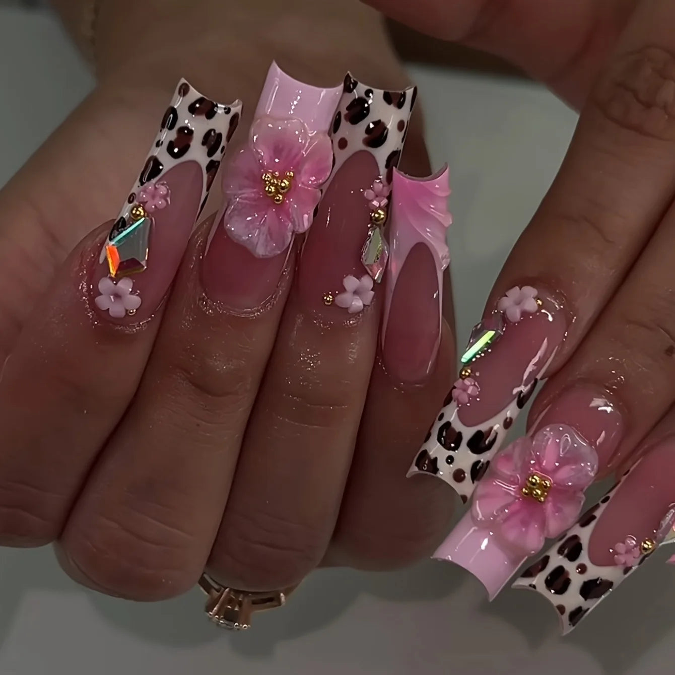 24Pcs Long French Fake Nails with Glue Ballet False Nails Butterfly Rhinestone Design Press on Nails Wearable Coffin Nail Tips