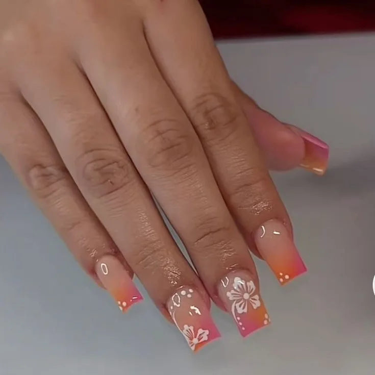 24Pcs Fairy White Flower Fake Nails Pink French Tip Press on Nails Short Square Wearable False Nail for Women Girls DIY Manicure