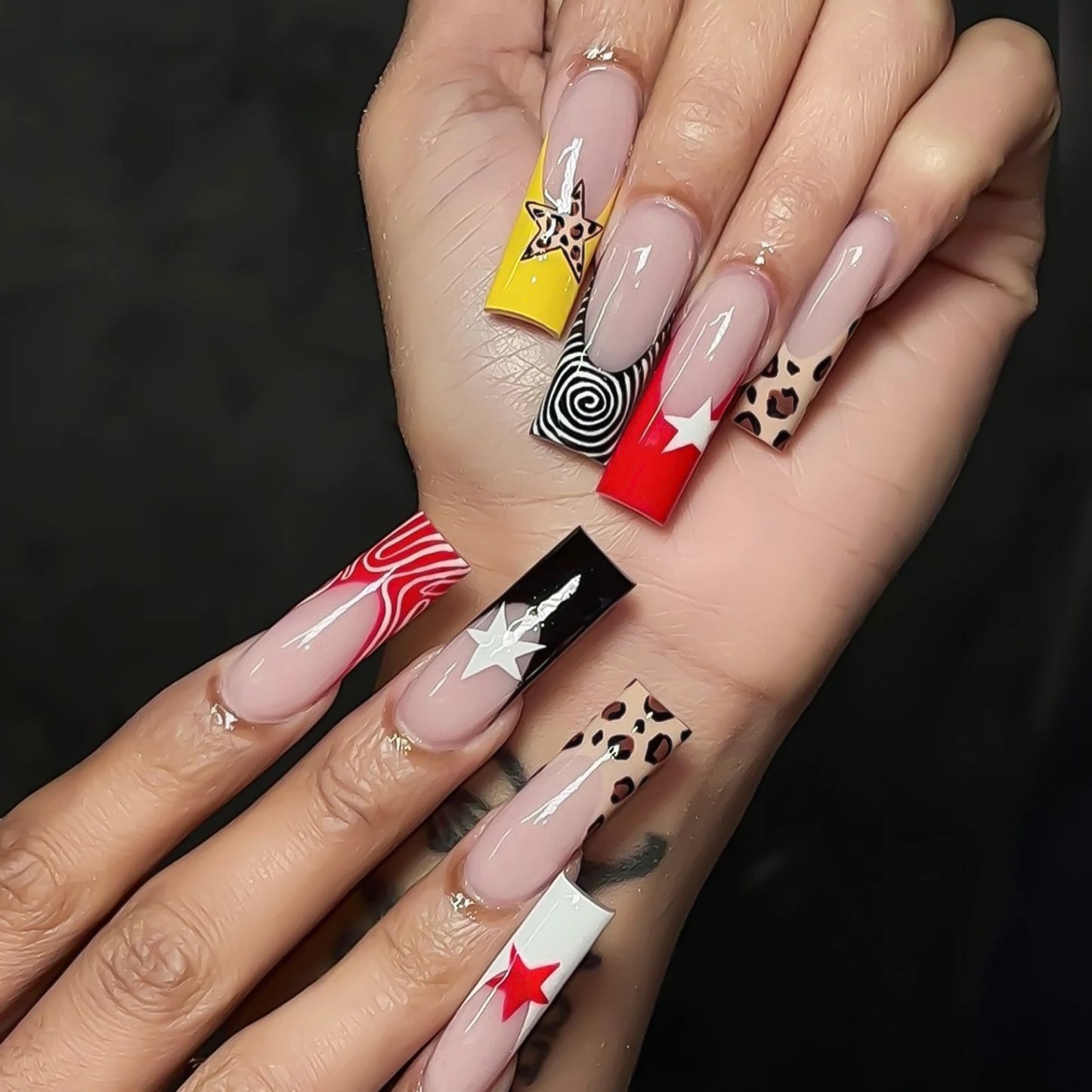 24pcs Y2K Sweet Stars Press On Nails Blue Brown Stripes French Style False Nails Wave Point Designs Autumn Vintage Fake Nail
