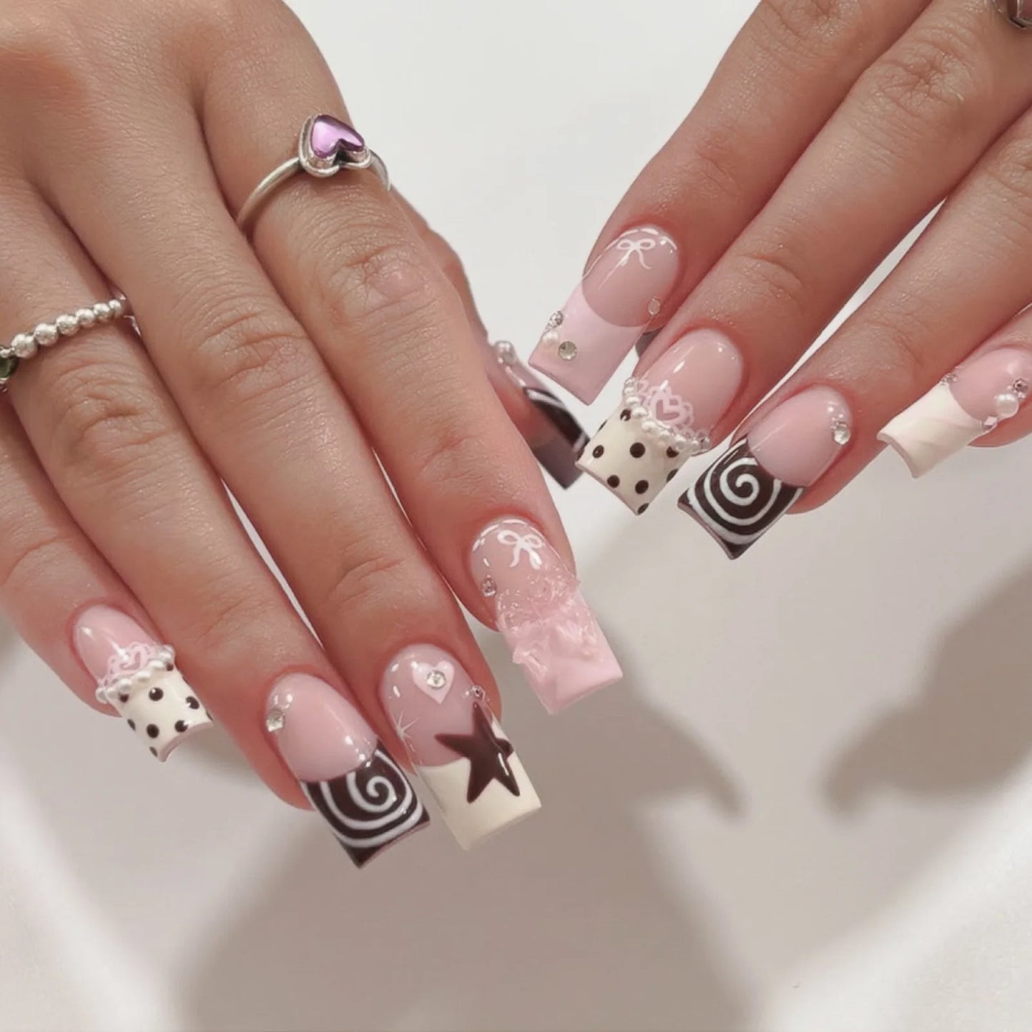 24pcs Y2K Sweet Stars Press On Nails Blue Brown Stripes French Style False Nails Wave Point Designs Autumn Vintage Fake Nail